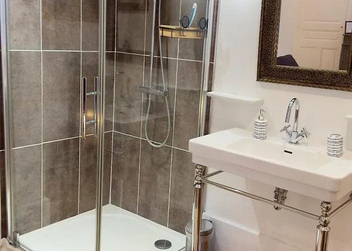 De Charme Au Coeur Du Vieux -confort & Calme 3* Valence