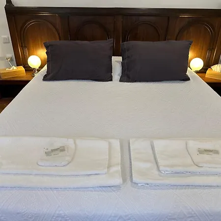 B&B De Charme Au Coeur Du Vieux -confort & Calme