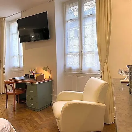 De Charme Au Coeur Du Vieux -confort & Calme Bed & Breakfast Valence (Drome)