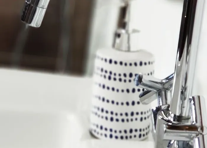 Bed & Breakfast De Charme Au Coeur Du Vieux -confort & Calme 3*