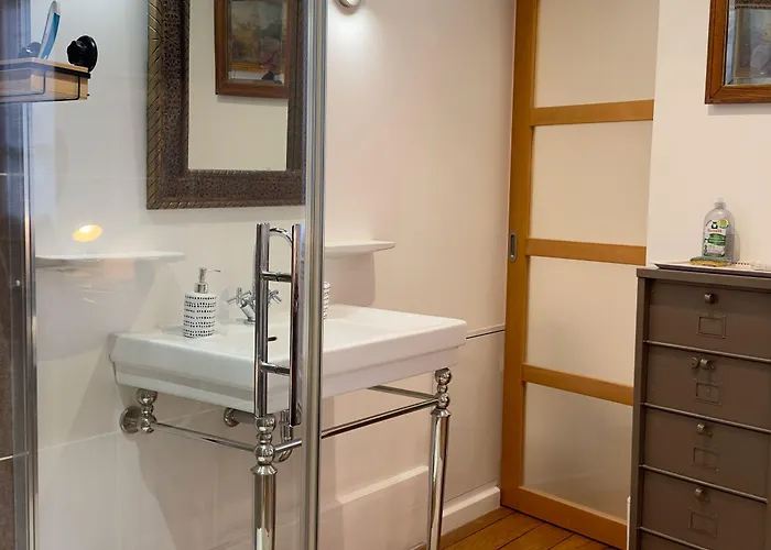 De Charme Au Coeur Du Vieux -confort & Calme 3* Valence (Drome)